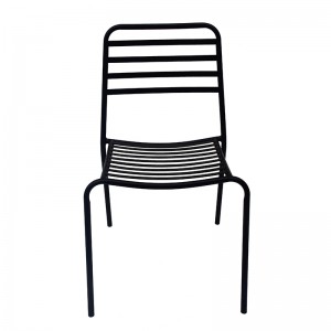 Black Stackable Kursi Elegan Metal Patio Kursi Outdoor Dining Kursi karo wesi Slats